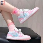 کتونی زنانه نایک ایر جردن 1 Nike Air Jordan 1 Low