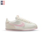کفش زنانه نایک کورتز ولنتاین ( Nike Cortez Valentine's Day 2025 ) کفش زنانه نایک کورتز ولنتاین ( Nike Cortez Valentine's Day 2025 )