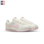 کفش زنانه نایک کورتز ولنتاین ( Nike Cortez Valentine's Day 2025 ) کفش زنانه نایک کورتز ولنتاین ( Nike Cortez Valentine's Day 2025 )