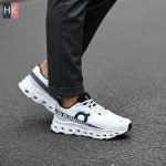 کتونی آن رانینگ کلود مانستر سفید مشکی On Running Cloudmonster