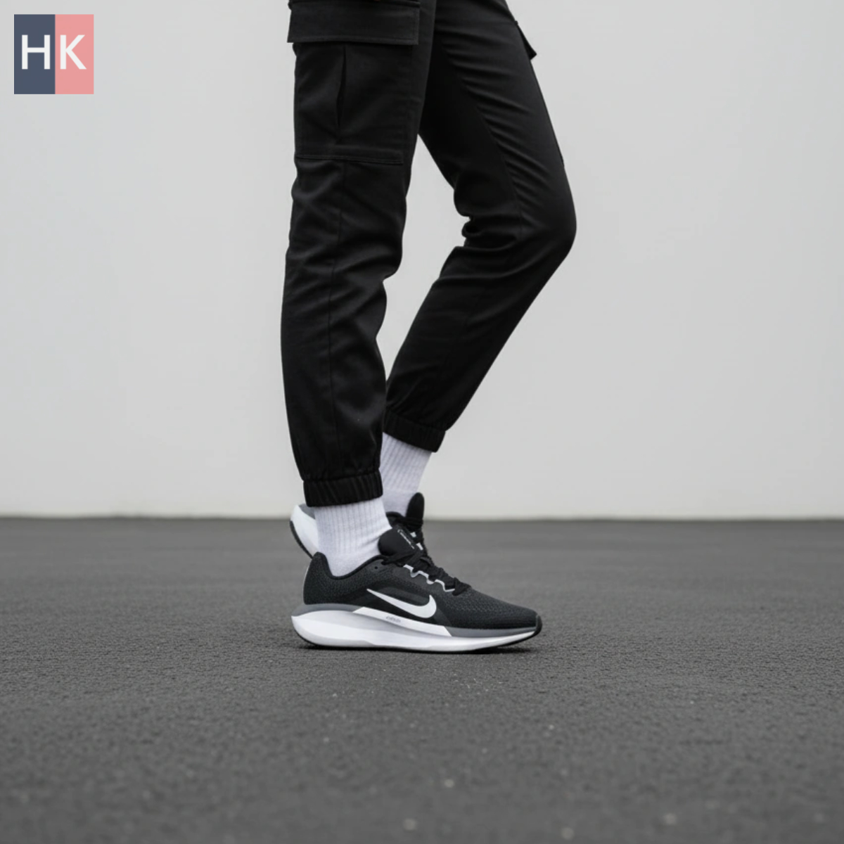 کتونی زنانه نایک ایر زوم وینفلو 11 مشکی ( Nike Air Zoom Winflo 11 ) کتونی زنانه نایک ایر زوم وینفلو 11 مشکی ( Nike Air Zoom Winflo 11 )