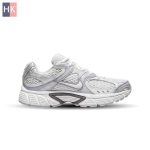 کتونی زنانه نایک وی 5 رانر نقره ای ( Nike V5 RNR )