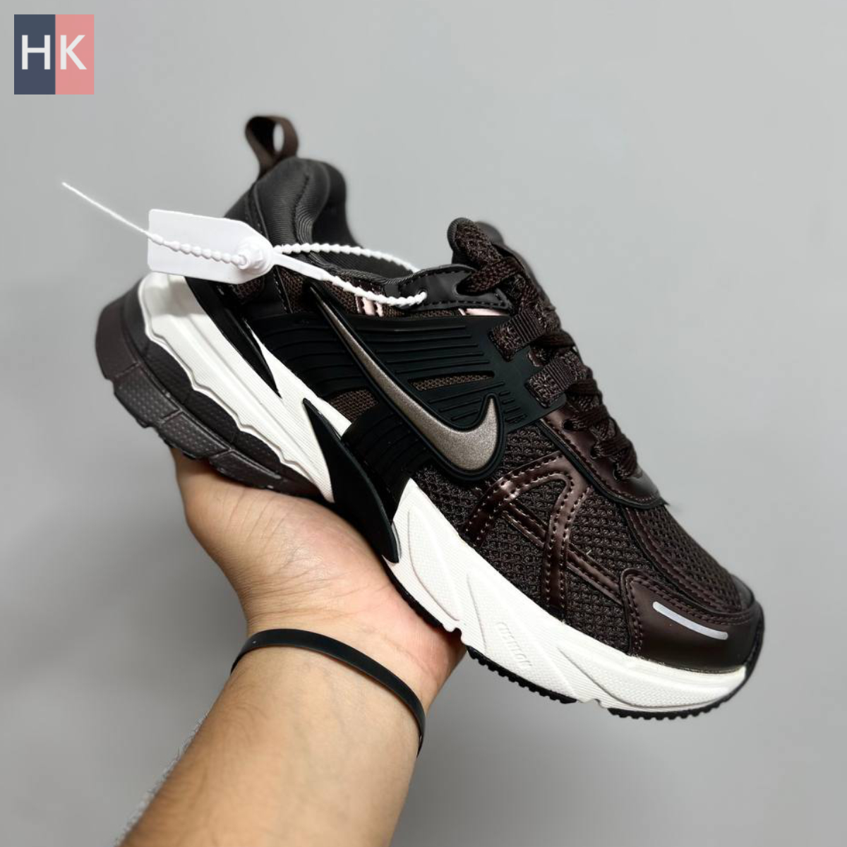 کتونی نایک وی تو کی ران قهوه ای Nike V2K Run کتونی نایک وی تو کی ران قهوه ای Nike V2K Run