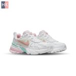 کتونی زنانه نایک وی تو کی ران سفید صورتی Nike V2K Run
