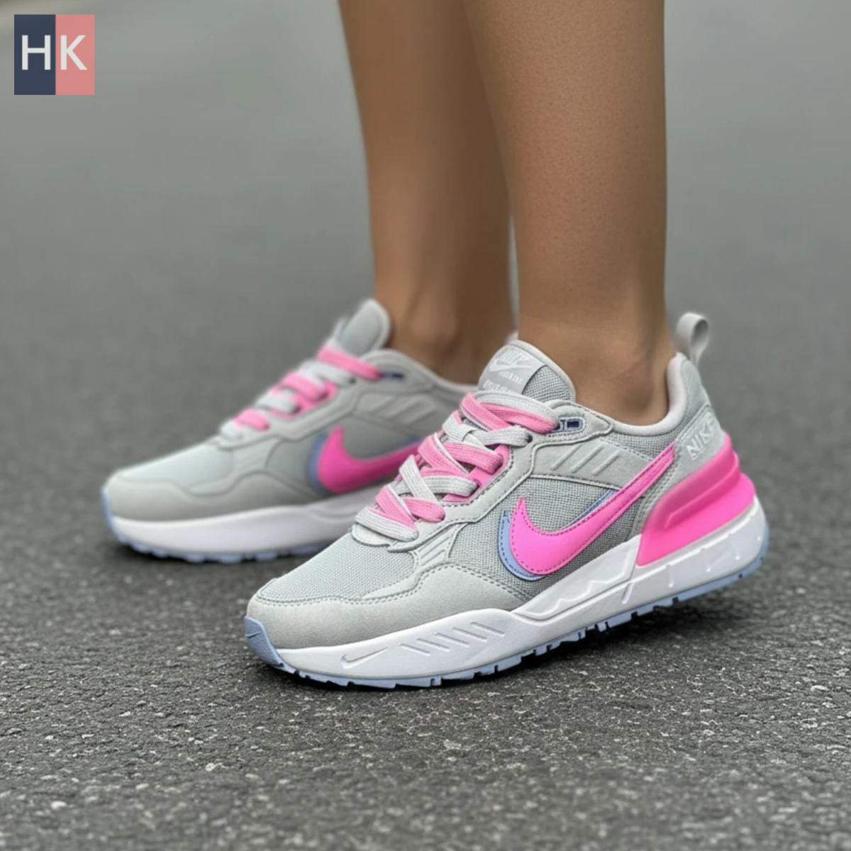 کتونی زنانه نایک ساکای طوسی صورتی ( Nike Sacai ) کتونی زنانه نایک ساکای طوسی صورتی ( Nike Sacai )