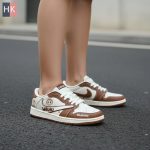 کتونی نایک ایر جردن 1 لبوبو ( Nike Air Jordan 1 Low Labubu )