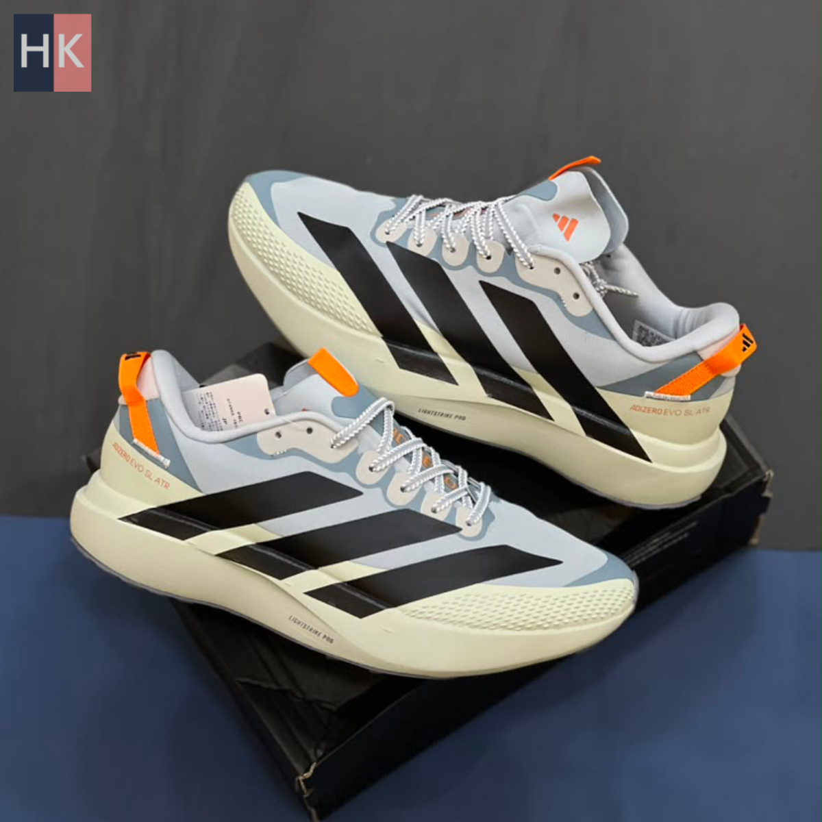 کتونی مردانه آدیداس آدیزیرو ایوو اس ال ای تی آر آبی و مشکی ( Adidas Adizero EVO SL ATR ) کتونی مردانه آدیداس آدیزیرو ایوو اس ال ای تی آر آبی و مشکی ( Adidas Adizero EVO SL ATR )