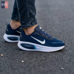 کتونی مردانه نایک وومرو 18 سرمه ای و سفید ( Nike Vomero 18 ) کتونی مردانه نایک وومرو 18 سرمه ای و سفید ( Nike Vomero 18 )