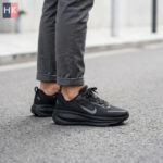 کتونی مردانه نایک وومرو 18 مشکی ( Nike Vomero 18 )