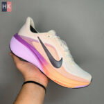 کتونی زنانه نایک پگاسوس 42 کرمی و بنفش ( Nike Pegasus 42 )